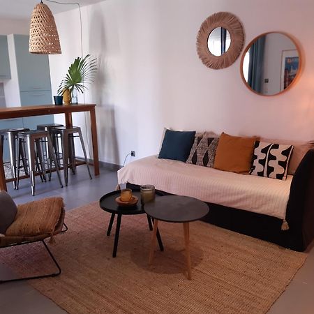 Grand Studio Avec Patio Marseille Extérieur photo