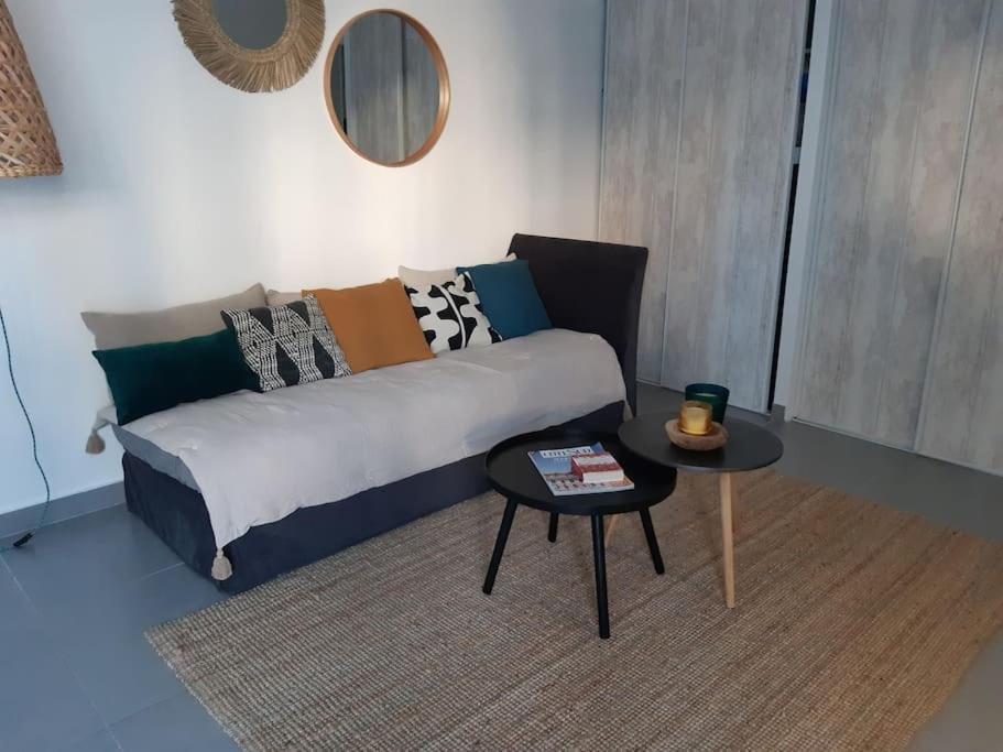 Grand Studio Avec Patio Marseille Extérieur photo