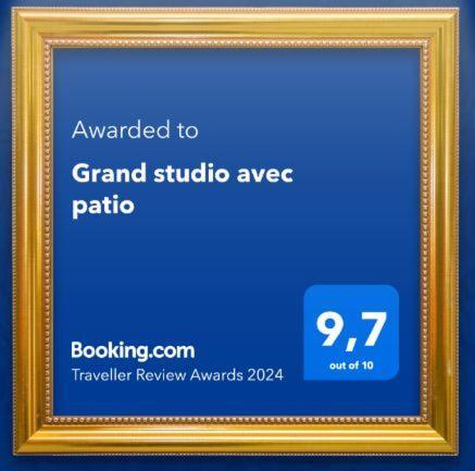 Grand Studio Avec Patio Marseille Extérieur photo